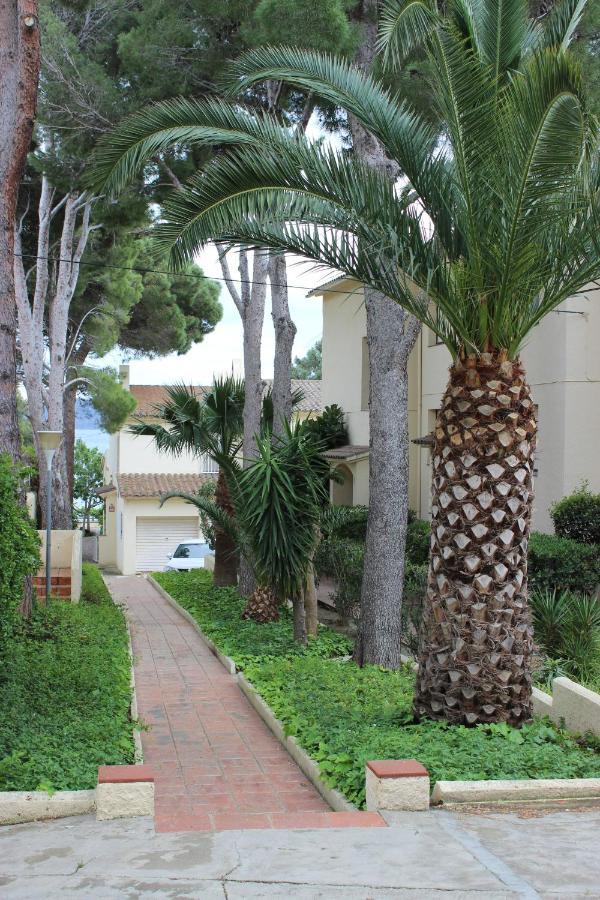 Llança A Chic Four-Person Apartment By The Beach At Cap Ras מראה חיצוני תמונה